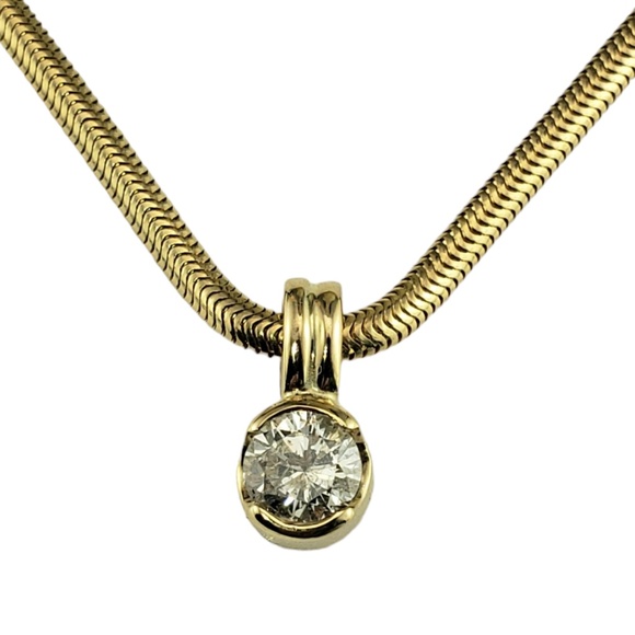 14 Karat Yellow Gold Diamond Pendant Necklace #16102 - Picture 1 of 7